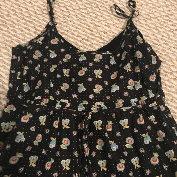 Dress - Picture 5 of 5